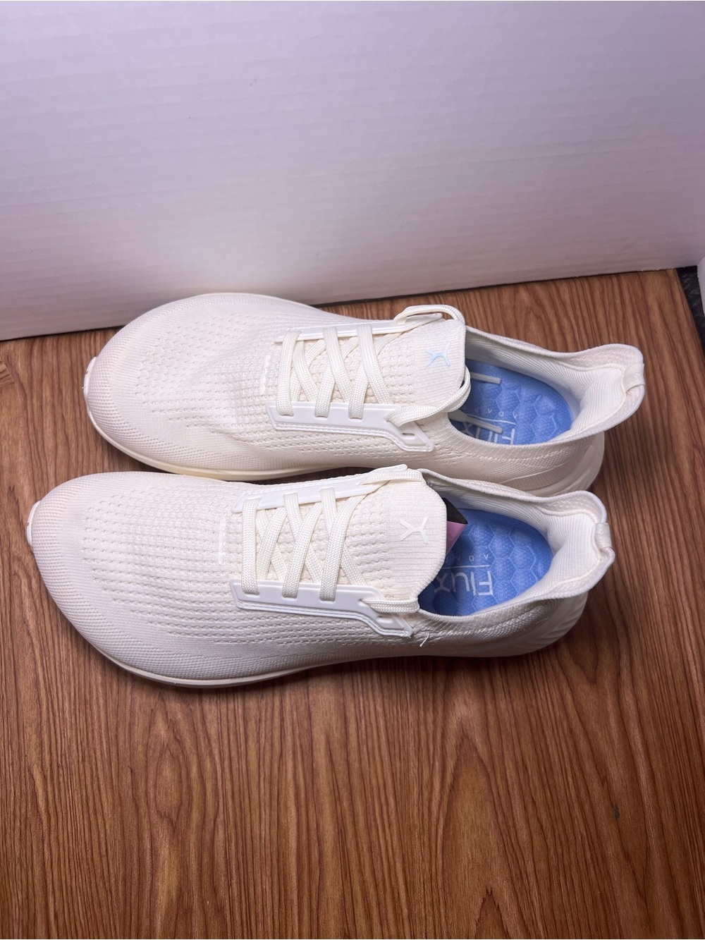 Flux Adapt Runner Athletic Sneakers Women’s Size 9/mens 7.5